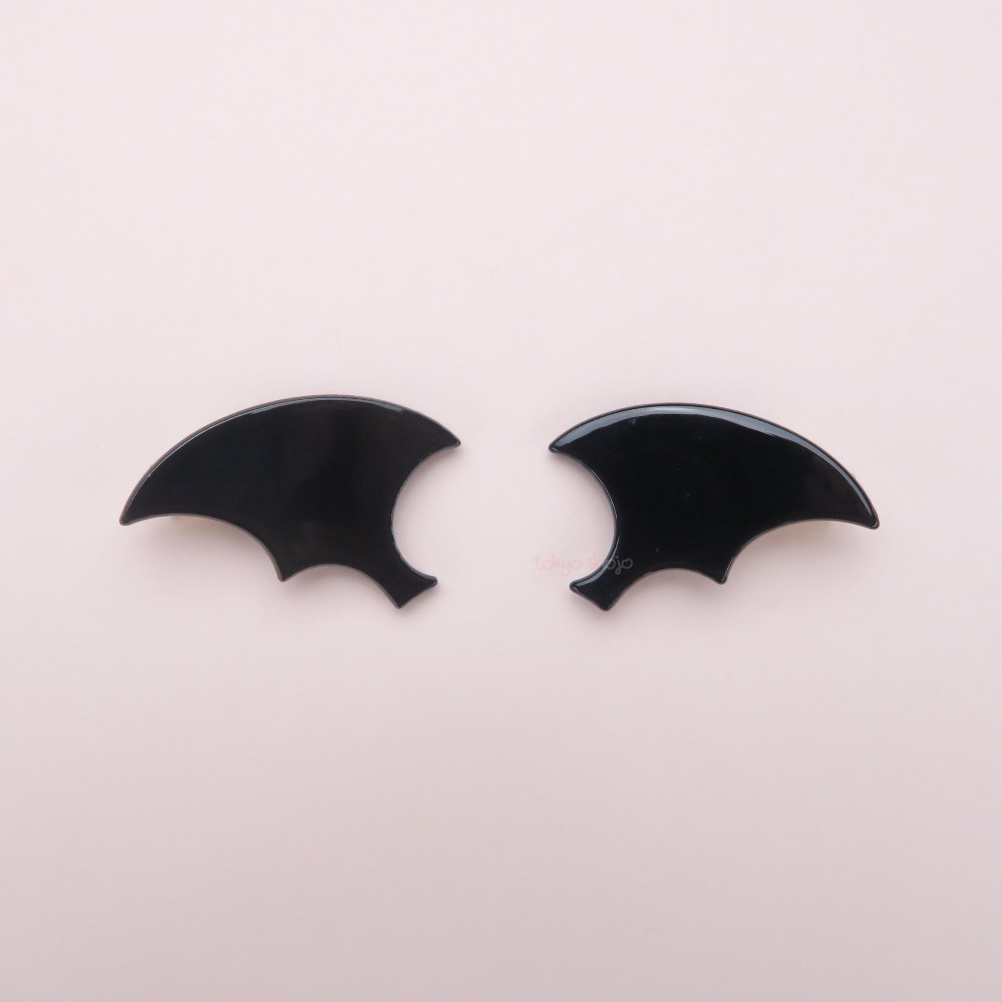 [Tokyo Shojo] Bat Wings Hair Clip Set