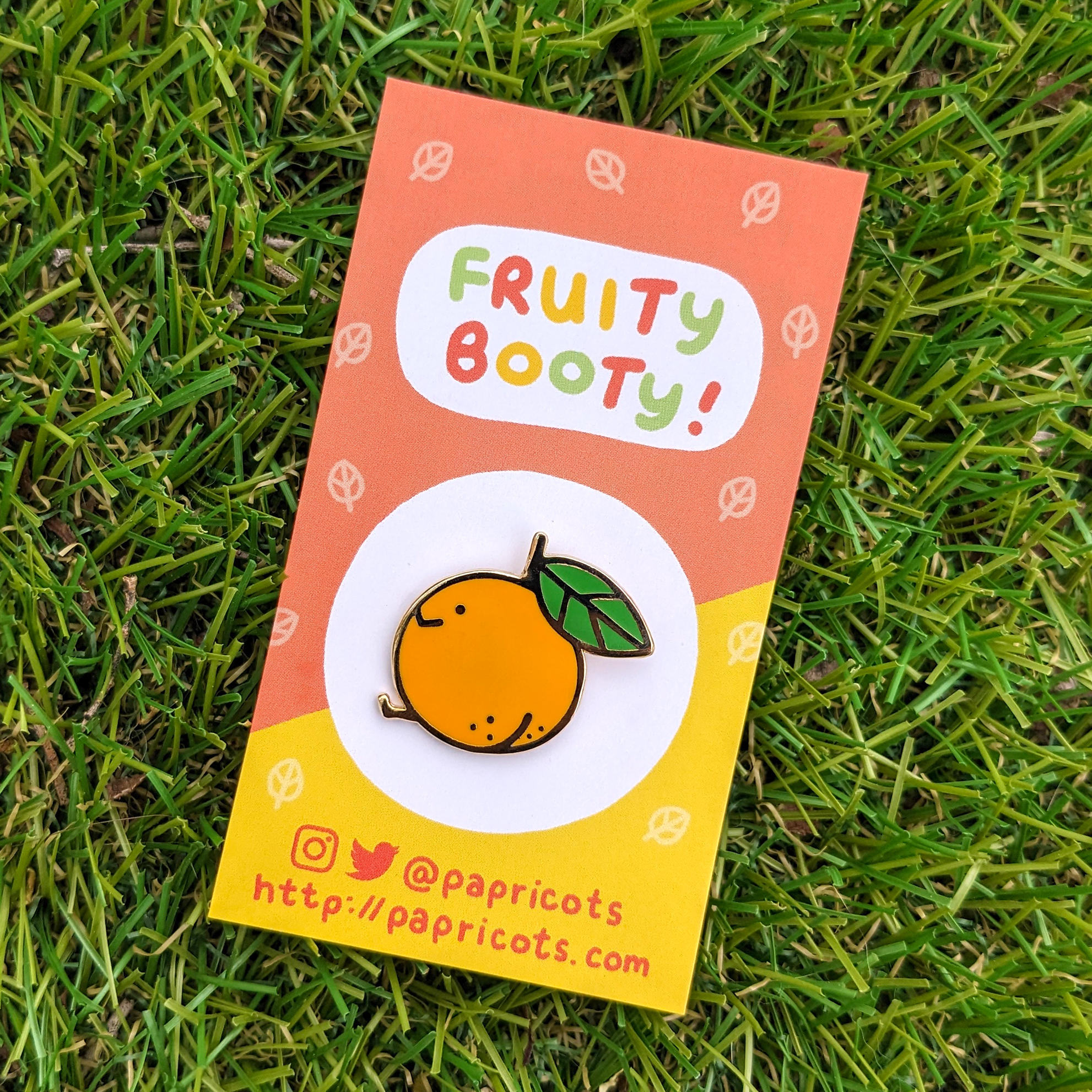 [Papricots] fruity booty enamel pins